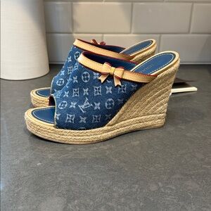 Louis Vuitton Denim Wedges size 38.5